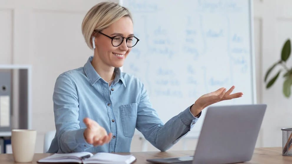 Online Deutschkurs: Integration von Multimedia-Inhalten für alle Sinne
