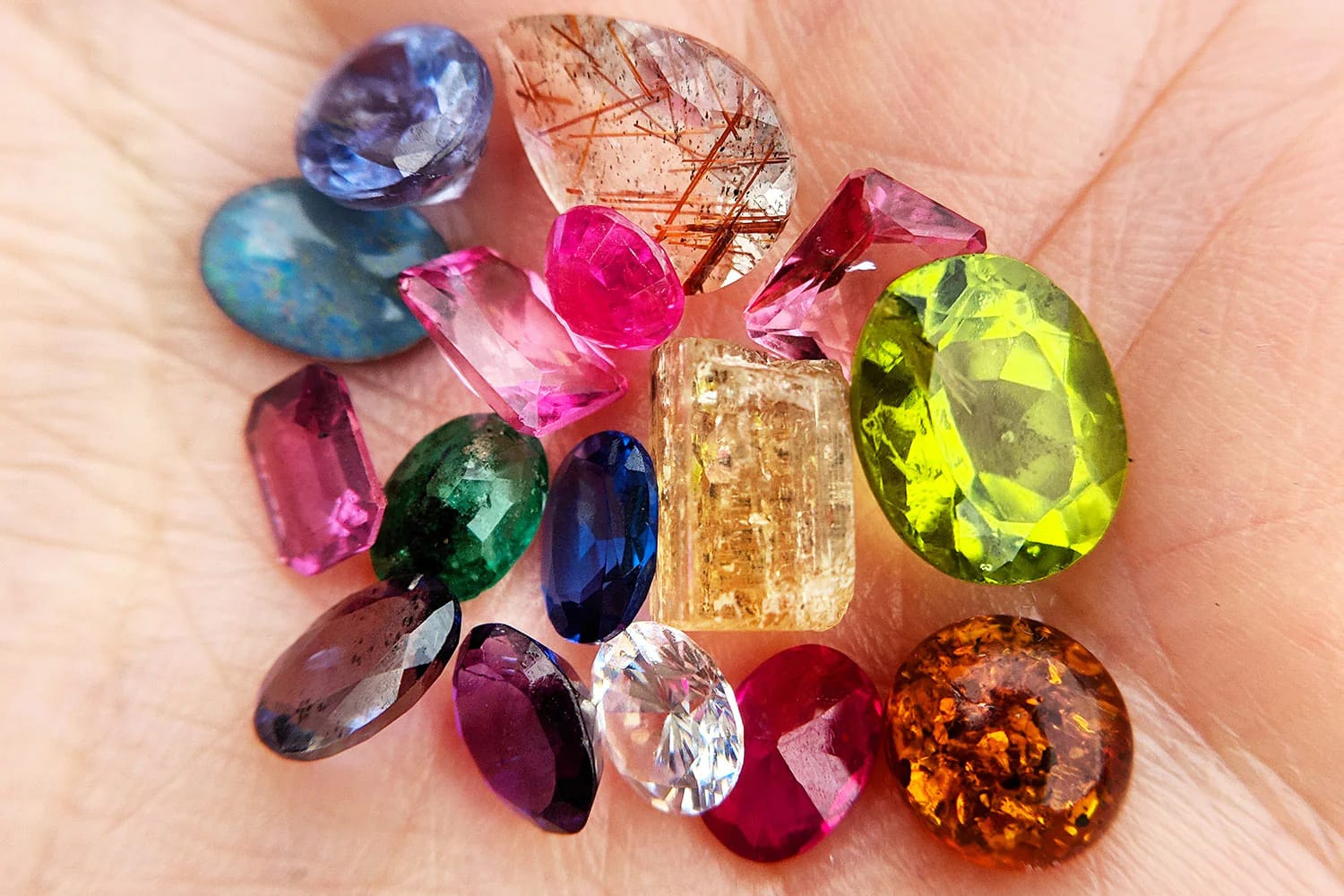 Kaufratgeber für Edelsteinschmuck